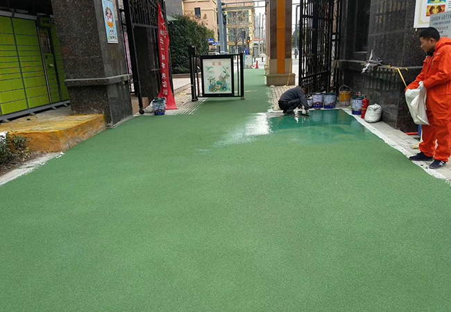 户外彩色陶瓷颗粒防滑路面系统
